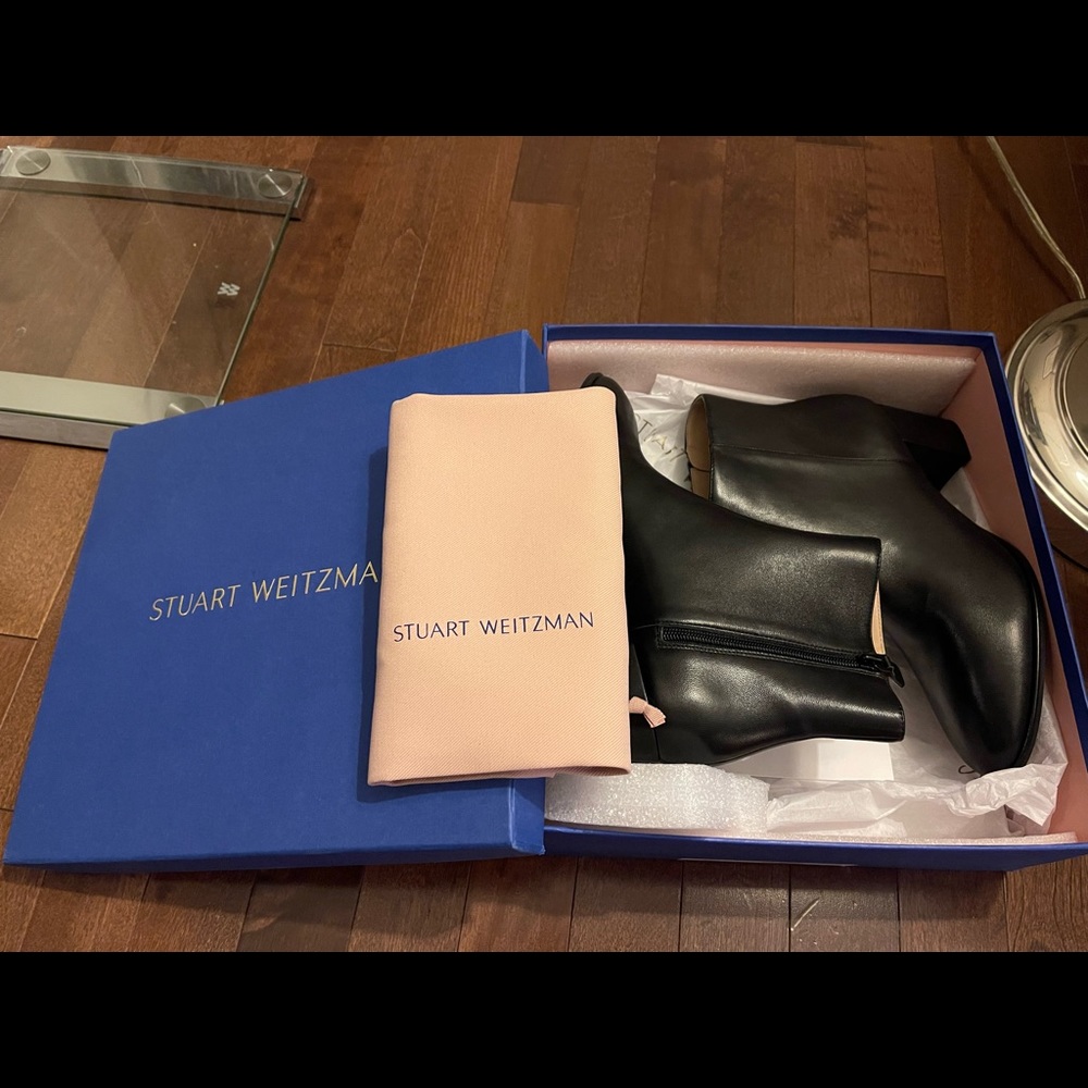 Stuart weitzman black Napa leather kiandra heeled booties size 10